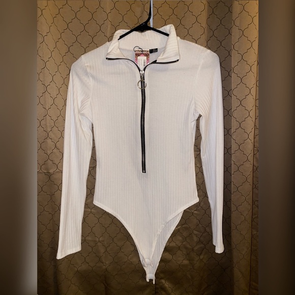 (3) Onesies-All Diff Styles (BOGO CLOSET SALE)!!!! - Picture 2 of 4